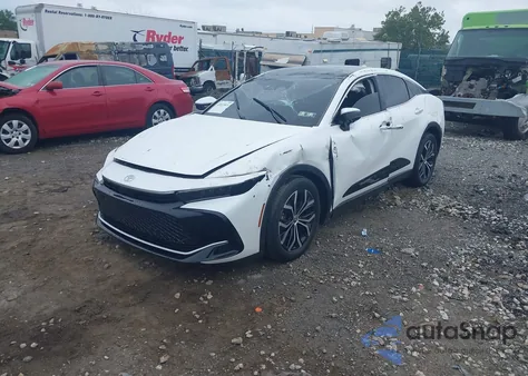 2023 Toyota Crown Limited z USA, uszkodzony, nr VIN JTDAAAAF3P3000271